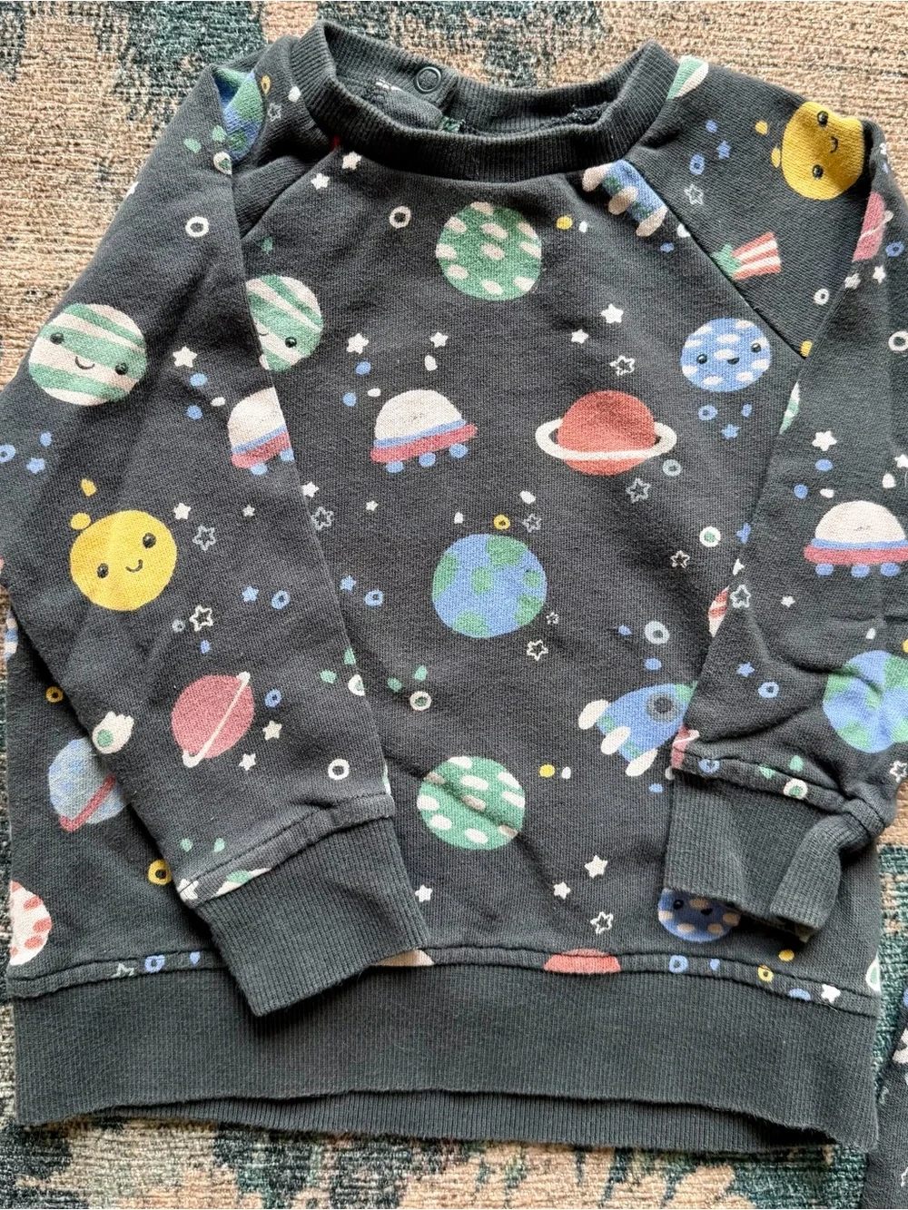 H&M Kids Space Planets Print Crewneck Sweatshirt & Pants Set in Gray - 2T